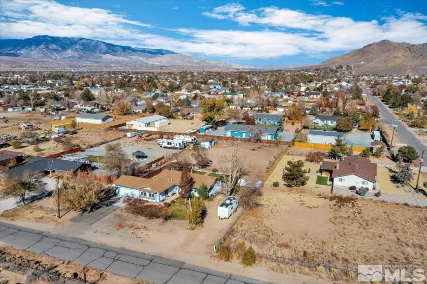 1384 Downs Dr, Minden, Nevada 89423, 3 Bedrooms Bedrooms, ,2 BathroomsBathrooms,Residential,For Sale,Downs Dr,240014250