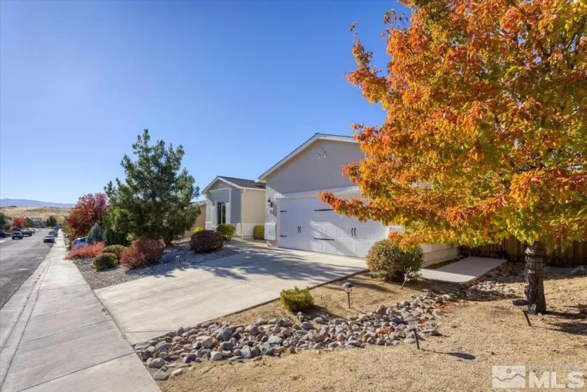 5495 Starry Skies Dr, Sun Valley, Nevada 89433, 4 Bedrooms Bedrooms, ,2 BathroomsBathrooms,Residential,For Sale,Starry Skies Dr,240014266