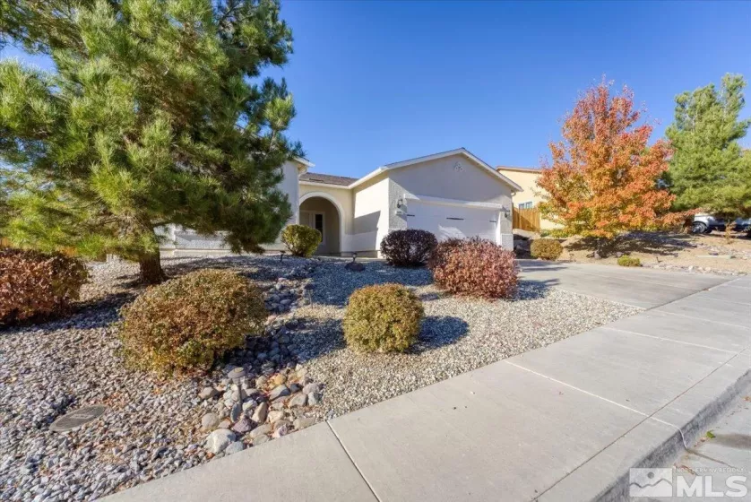 5495 Starry Skies Dr, Sun Valley, Nevada 89433, 4 Bedrooms Bedrooms, ,2 BathroomsBathrooms,Residential,For Sale,Starry Skies Dr,240014266