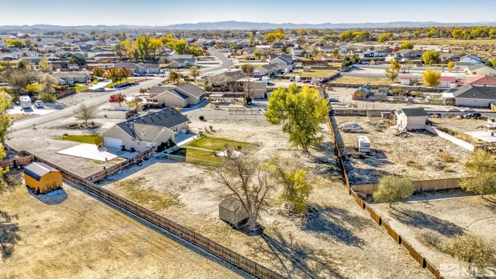 616 Sunrise Ter, Fallon, Nevada 89406, 3 Bedrooms Bedrooms, ,2 BathroomsBathrooms,Residential,For Sale,Sunrise Ter,240014275