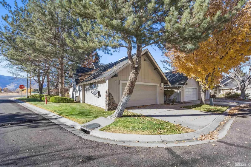 1018 Aspen Grove Cir, Minden, Nevada 89423, 2 Bedrooms Bedrooms, ,2 BathroomsBathrooms,Residential,For Sale,Aspen Grove Cir,240014283