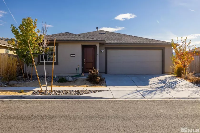 686 Goodsprings, Reno, Nevada 89506, 3 Bedrooms Bedrooms, ,2 BathroomsBathrooms,Residential,For Sale,Goodsprings,240014285