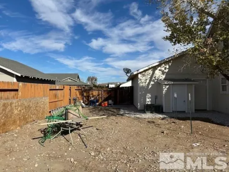 702 Tanglewood Dr, Fernley, Nevada 89408, 3 Bedrooms Bedrooms, ,2 BathroomsBathrooms,Residential,For Sale,Tanglewood Dr,240014291