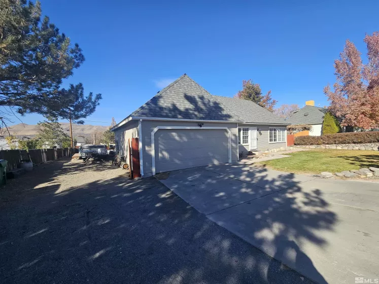 165 Karnak Circle, Sparks, Nevada 89441, 3 Bedrooms Bedrooms, ,2 BathroomsBathrooms,Residential,For Sale,Karnak Circle,240014308