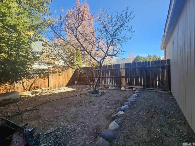 165 Karnak Circle, Sparks, Nevada 89441, 3 Bedrooms Bedrooms, ,2 BathroomsBathrooms,Residential,For Sale,Karnak Circle,240014308