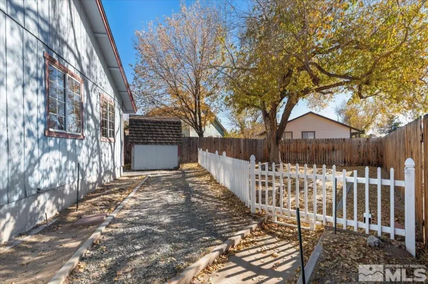 2070 Jodi Lane, Carson City, Nevada 89701, 3 Bedrooms Bedrooms, ,2 BathroomsBathrooms,Residential,For Sale,Jodi Lane,240014307