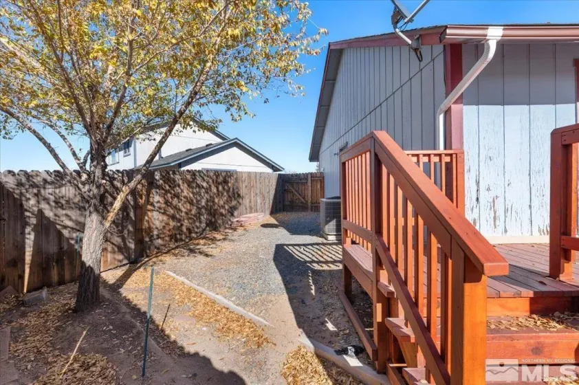 2070 Jodi Lane, Carson City, Nevada 89701, 3 Bedrooms Bedrooms, ,2 BathroomsBathrooms,Residential,For Sale,Jodi Lane,240014307