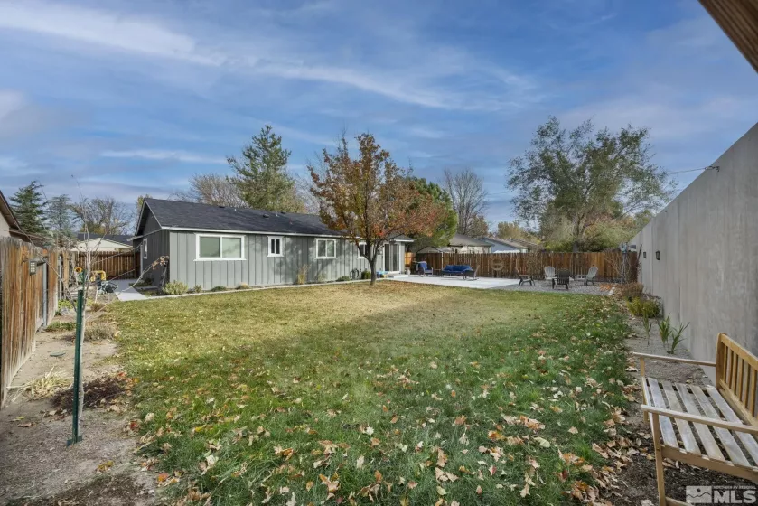 4570 Spring Dr, Reno, Nevada 89502, 3 Bedrooms Bedrooms, ,2 BathroomsBathrooms,Residential,For Sale,Spring Dr,240014309