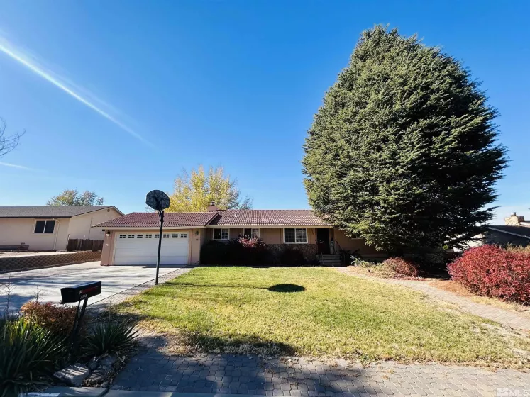 2355 Parkway Drive, Reno, Nevada 89502, 6 Bedrooms Bedrooms, ,3 BathroomsBathrooms,Residential,For Sale,Parkway Drive,240014316