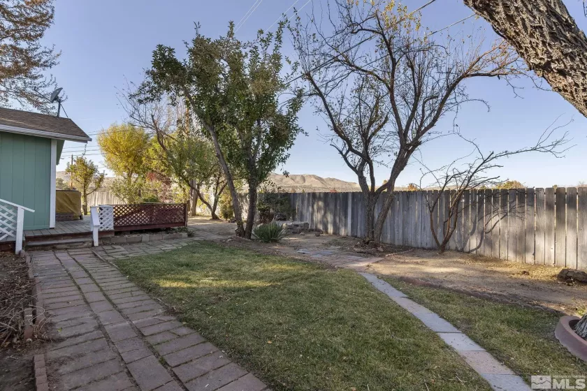 105 Sahara Ct., Sparks, Nevada 89436, 3 Bedrooms Bedrooms, ,2 BathroomsBathrooms,Residential,For Sale,Sahara Ct.,240014318