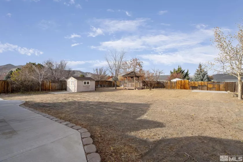 251 Bartmess Blvd, Sparks, Nevada 89436, 3 Bedrooms Bedrooms, ,2 BathroomsBathrooms,Residential,For Sale,Bartmess Blvd,240014321