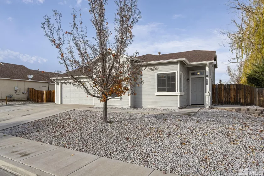 251 Bartmess Blvd, Sparks, Nevada 89436, 3 Bedrooms Bedrooms, ,2 BathroomsBathrooms,Residential,For Sale,Bartmess Blvd,240014321