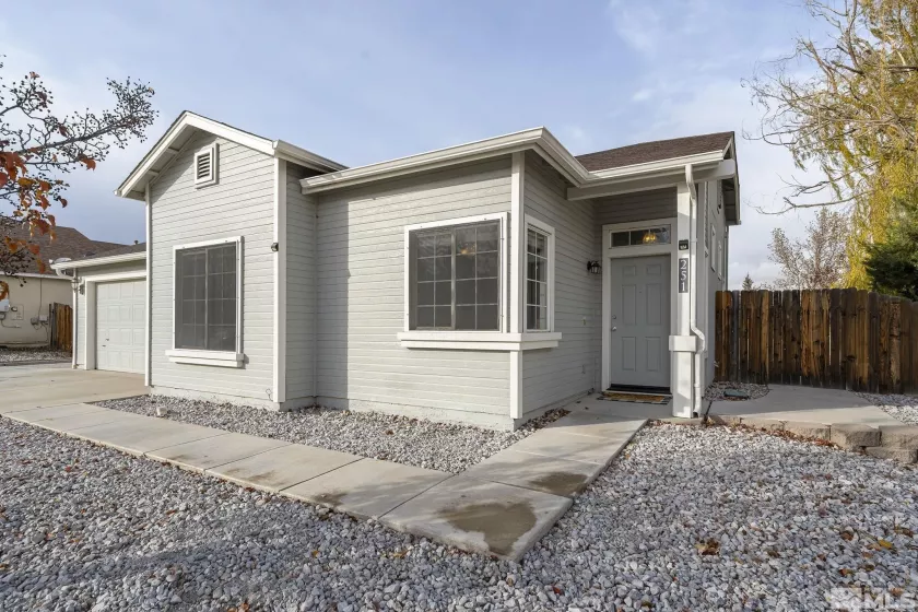 251 Bartmess Blvd, Sparks, Nevada 89436, 3 Bedrooms Bedrooms, ,2 BathroomsBathrooms,Residential,For Sale,Bartmess Blvd,240014321