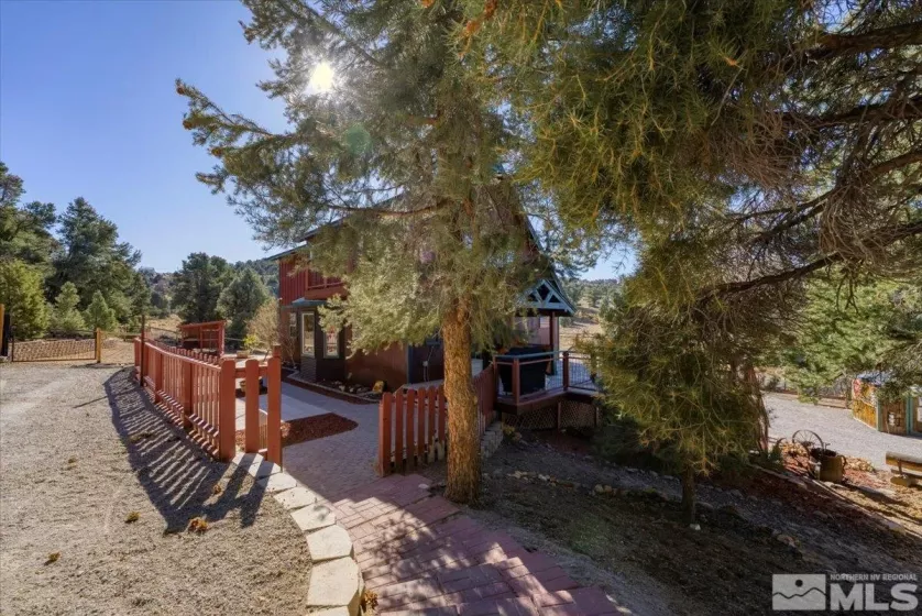 21381 Crestview Rd, Reno, Nevada 89521, 4 Bedrooms Bedrooms, ,2 BathroomsBathrooms,Residential,For Sale,Crestview Rd,240014340