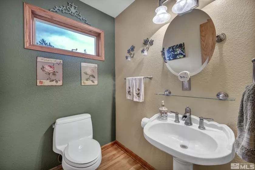 11310 Cornerbrook Ct, Reno, Nevada 89511, 4 Bedrooms Bedrooms, ,2 BathroomsBathrooms,Residential,For Sale,Cornerbrook Ct,240014371