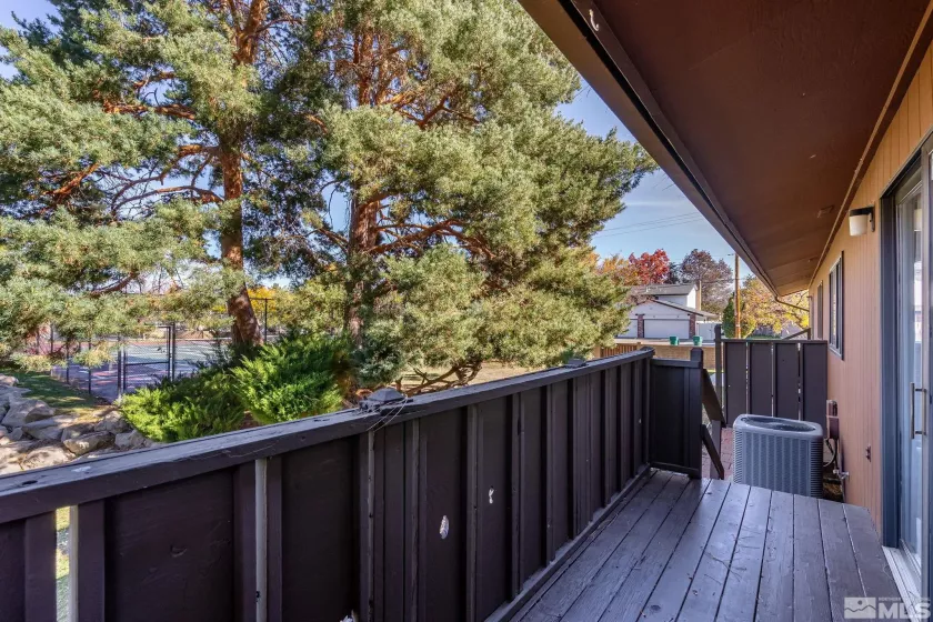 2009 Tremont Lane, Reno, Nevada 89509, 2 Bedrooms Bedrooms, ,2 BathroomsBathrooms,Residential,For Sale,Tremont Lane,240014373