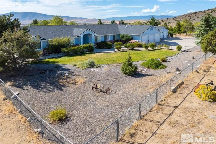 13915 Red Rock Rd, Reno, Nevada 89508, 4 Bedrooms Bedrooms, ,3 BathroomsBathrooms,Residential,For Sale,Red Rock Rd,240014356