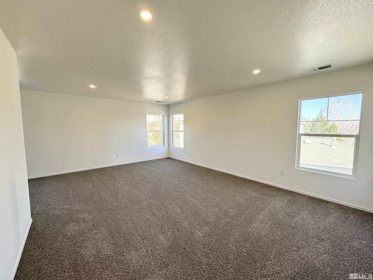 7741 Welsh Dr, Reno, Nevada 89506, 4 Bedrooms Bedrooms, ,2 BathroomsBathrooms,Residential,For Sale,Welsh Dr,240009254