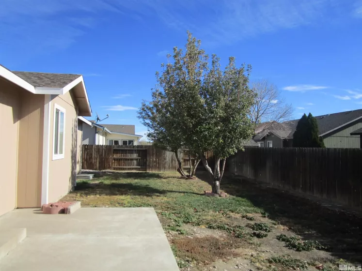 395 Beth Way, Fallon, Nevada 89406, 3 Bedrooms Bedrooms, ,2 BathroomsBathrooms,Residential,For Sale,Beth Way,240014363