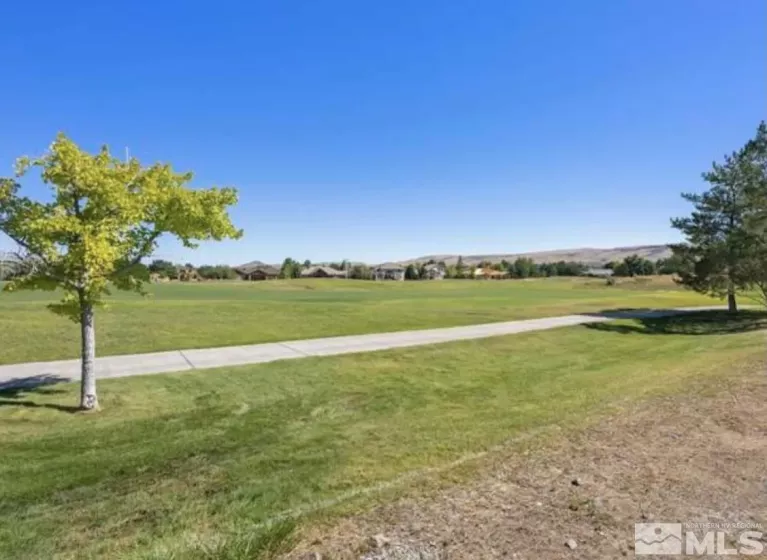 6853 Eagle Wing Cir, Sparks, Nevada 89436, 4 Bedrooms Bedrooms, ,3 BathroomsBathrooms,Residential,For Sale,Eagle Wing Cir,240014398