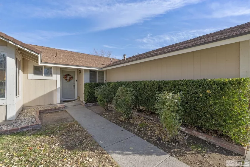 810 Station St, Sparks, Nevada 89434, 3 Bedrooms Bedrooms, ,2 BathroomsBathrooms,Residential,For Sale,Station St,240014402