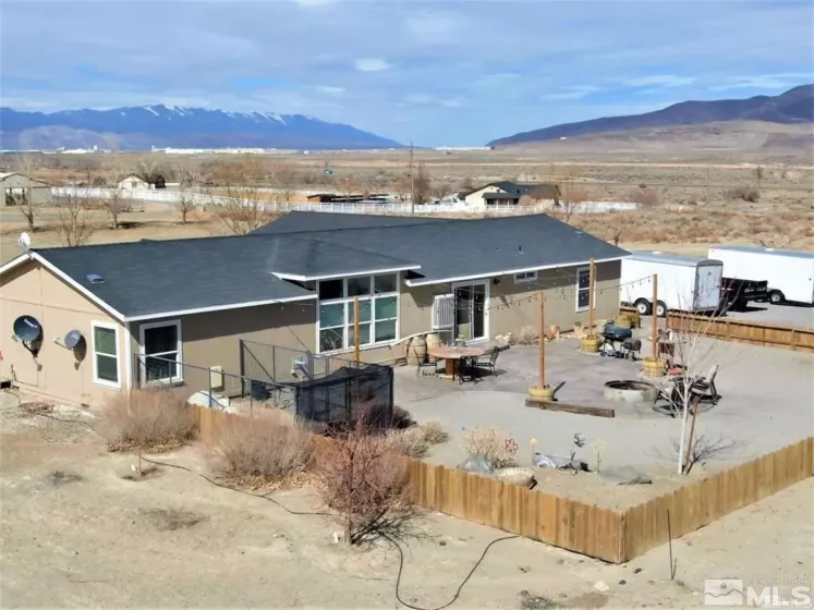 990 Vonnie Ln, Fernley, Nevada 89408, 3 Bedrooms Bedrooms, ,2 BathroomsBathrooms,Residential,For Sale,Vonnie Ln,240014401