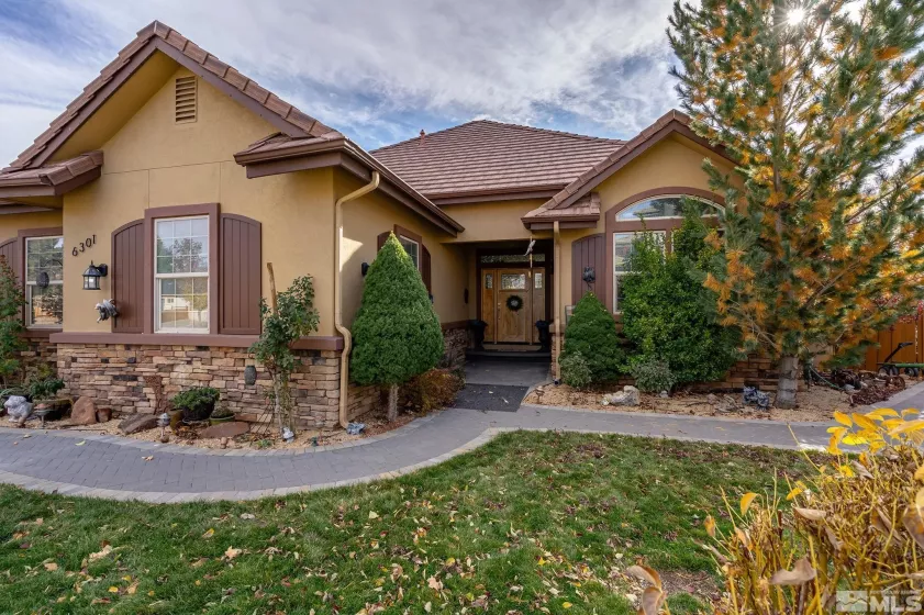 6301 Thistlewood Court, Sparks, Nevada 89436, 3 Bedrooms Bedrooms, ,2 BathroomsBathrooms,Residential,For Sale,Thistlewood Court,240014409