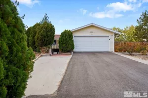 3640 Erin Drive, Sparks, Nevada 89436, 3 Bedrooms Bedrooms, ,2 BathroomsBathrooms,Residential,For Sale,Erin Drive,240014414