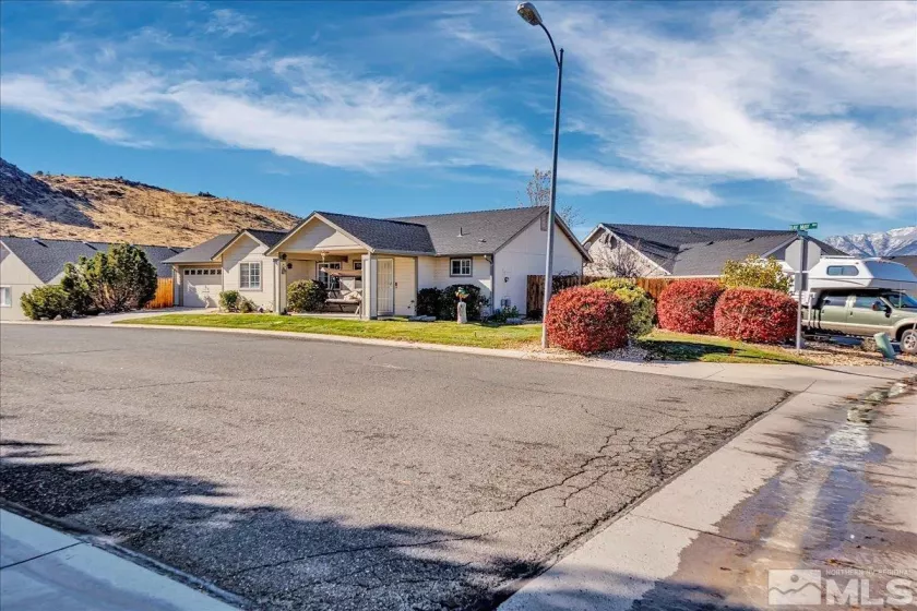 200 Ray May, Gardnerville, Nevada 89410, 3 Bedrooms Bedrooms, ,2 BathroomsBathrooms,Residential,For Sale,Ray May,240014420