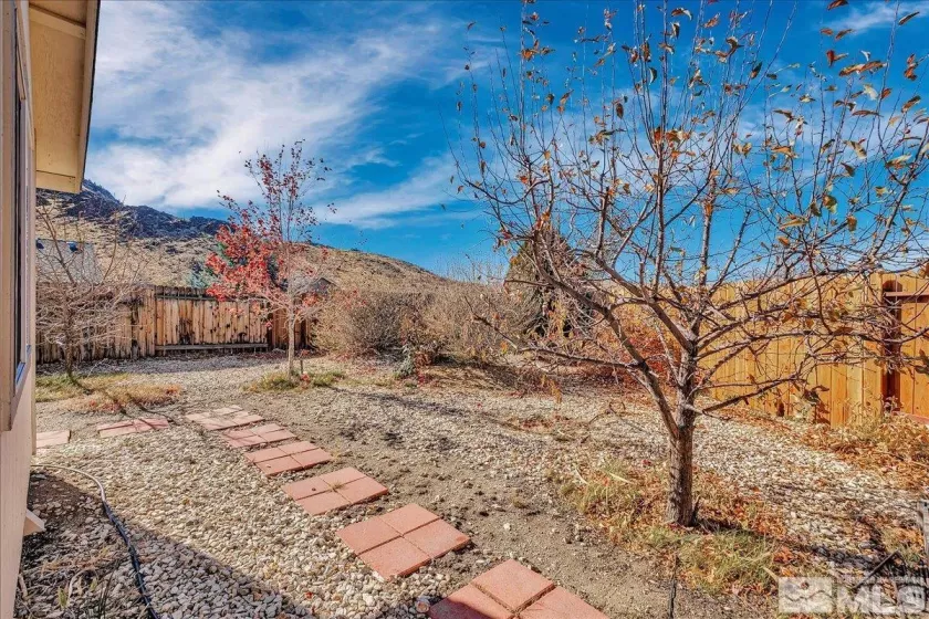 200 Ray May, Gardnerville, Nevada 89410, 3 Bedrooms Bedrooms, ,2 BathroomsBathrooms,Residential,For Sale,Ray May,240014420