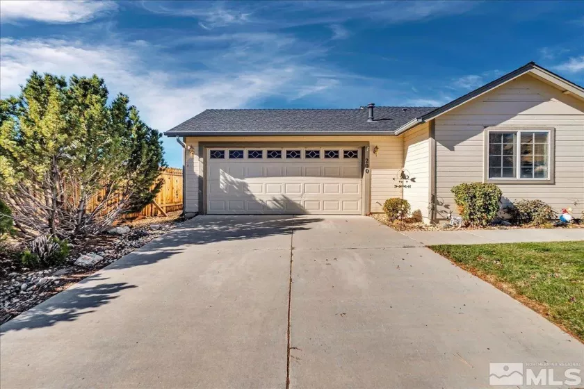 200 Ray May, Gardnerville, Nevada 89410, 3 Bedrooms Bedrooms, ,2 BathroomsBathrooms,Residential,For Sale,Ray May,240014420