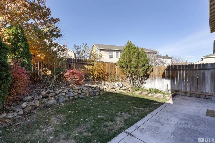 9257 Lone Wolf Circle, Reno, Nevada 89506, 3 Bedrooms Bedrooms, ,2 BathroomsBathrooms,Residential,For Sale,Lone Wolf Circle,240014421