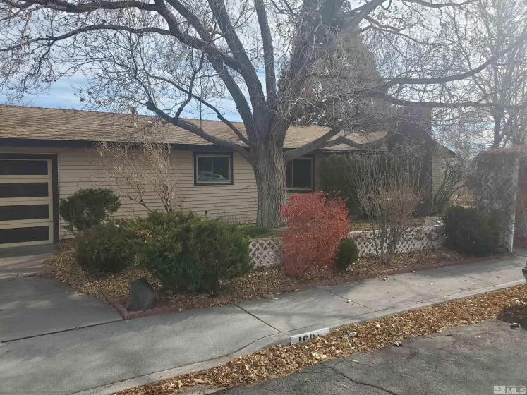 1901 Carriage Crest, Carson City, Nevada 89706, 3 Bedrooms Bedrooms, ,2 BathroomsBathrooms,Residential,For Sale,Carriage Crest,240014427