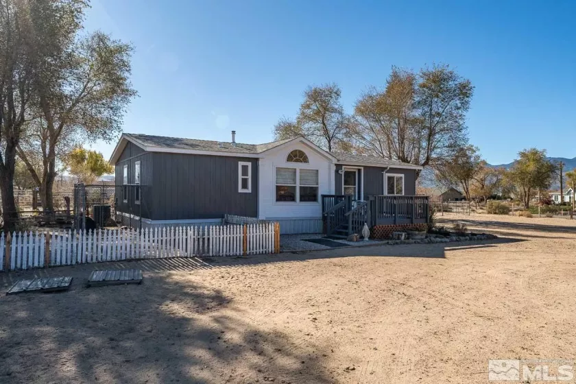 3620 Esmeralda, Washoe Valley, Nevada 89704, 3 Bedrooms Bedrooms, ,2 BathroomsBathrooms,Residential,For Sale,Esmeralda,240014432