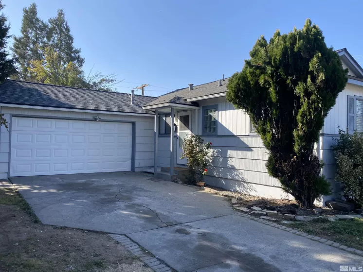 1230 Haddock Dr, Reno, Nevada 89512, 3 Bedrooms Bedrooms, ,1 BathroomBathrooms,Residential,For Sale,Haddock Dr,240014440