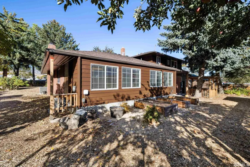 180 Gallian Ln, Reno, Nevada 89511, 3 Bedrooms Bedrooms, ,3 BathroomsBathrooms,Residential,For Sale,Gallian Ln,240014447