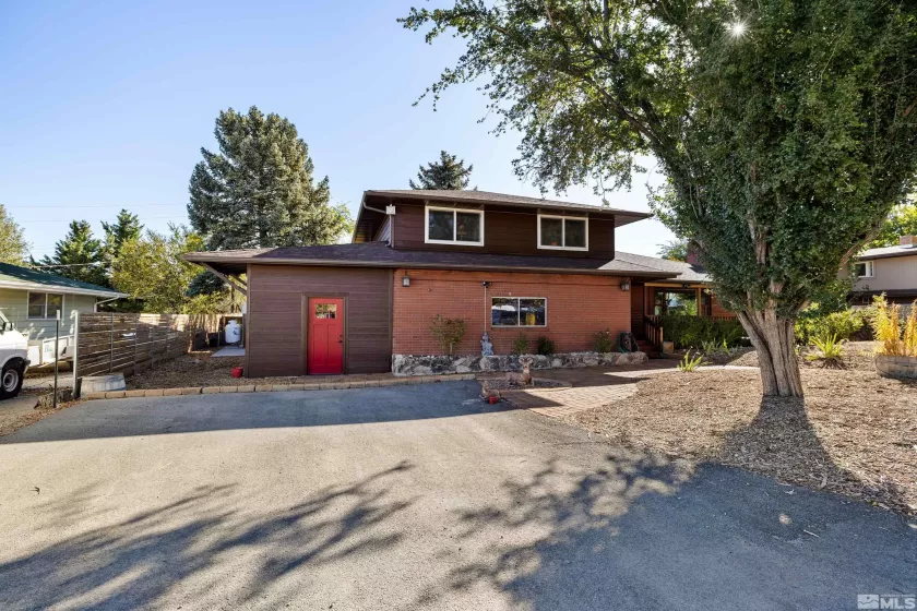 180 Gallian Ln, Reno, Nevada 89511, 3 Bedrooms Bedrooms, ,3 BathroomsBathrooms,Residential,For Sale,Gallian Ln,240014447