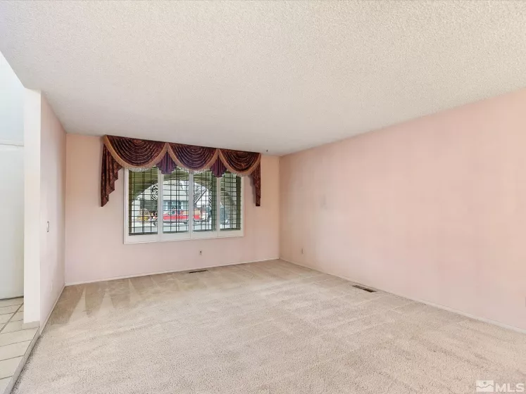 4800 Warren Way, Reno, Nevada 89509, 5 Bedrooms Bedrooms, ,3 BathroomsBathrooms,Residential,For Sale,Warren Way,240014450