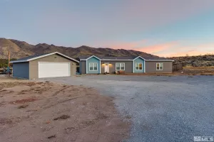 14430 Hope Ln, Reno, Nevada 89508, 4 Bedrooms Bedrooms, ,2 BathroomsBathrooms,Residential,For Sale,Hope Ln,240014494