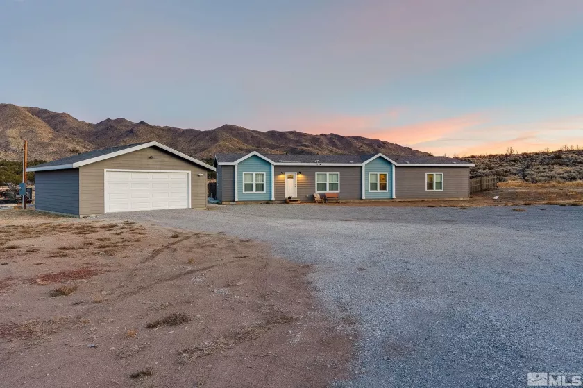 14430 Hope Ln, Reno, Nevada 89508, 4 Bedrooms Bedrooms, ,2 BathroomsBathrooms,Residential,For Sale,Hope Ln,240014494