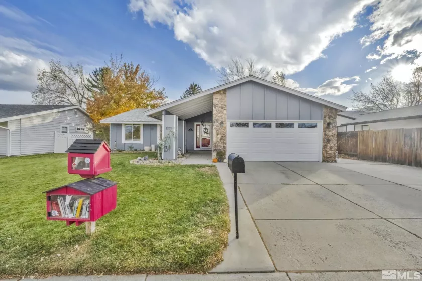 1309 Shady Oak, Carson City, Nevada 89701, 4 Bedrooms Bedrooms, ,2 BathroomsBathrooms,Residential,For Sale,Shady Oak,240014496