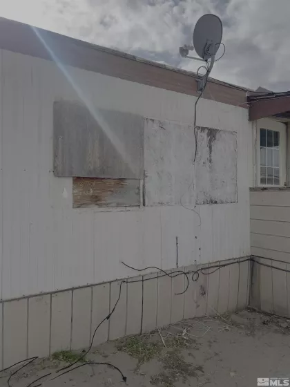 65 Whiteface Lane, Yerington, Nevada 89447, 2 Bedrooms Bedrooms, ,1 BathroomBathrooms,Residential,For Sale,Whiteface Lane,240014555