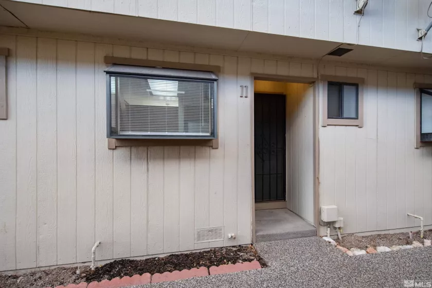 4985 7Th St, Reno, Nevada 89503, 2 Bedrooms Bedrooms, ,1 BathroomBathrooms,Residential,For Sale,7Th St,240014557