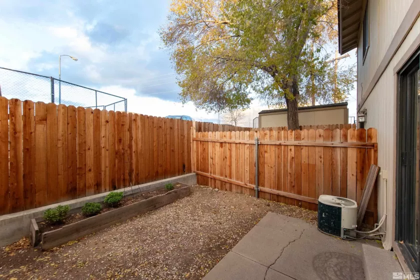 4985 7Th St, Reno, Nevada 89503, 2 Bedrooms Bedrooms, ,1 BathroomBathrooms,Residential,For Sale,7Th St,240014557