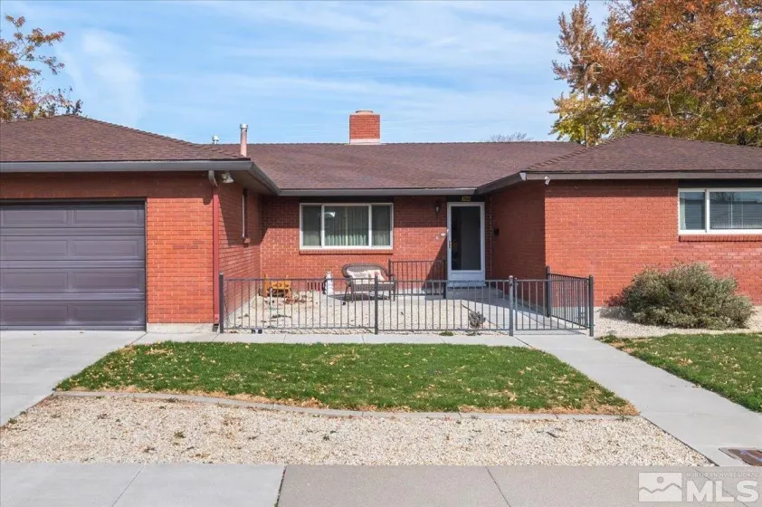 700 Ivy Street, Carson City, Nevada 89703, 3 Bedrooms Bedrooms, ,2 BathroomsBathrooms,Residential,For Sale,Ivy Street,240014586