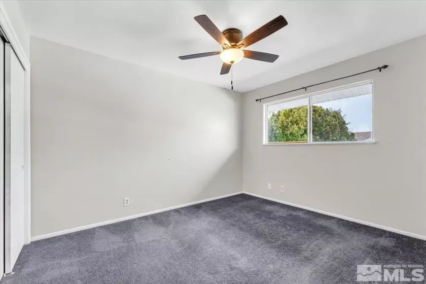 82 Smithridge Park, Reno, Nevada 89502, 2 Bedrooms Bedrooms, ,1 BathroomBathrooms,Residential,For Sale,Smithridge Park,240014597