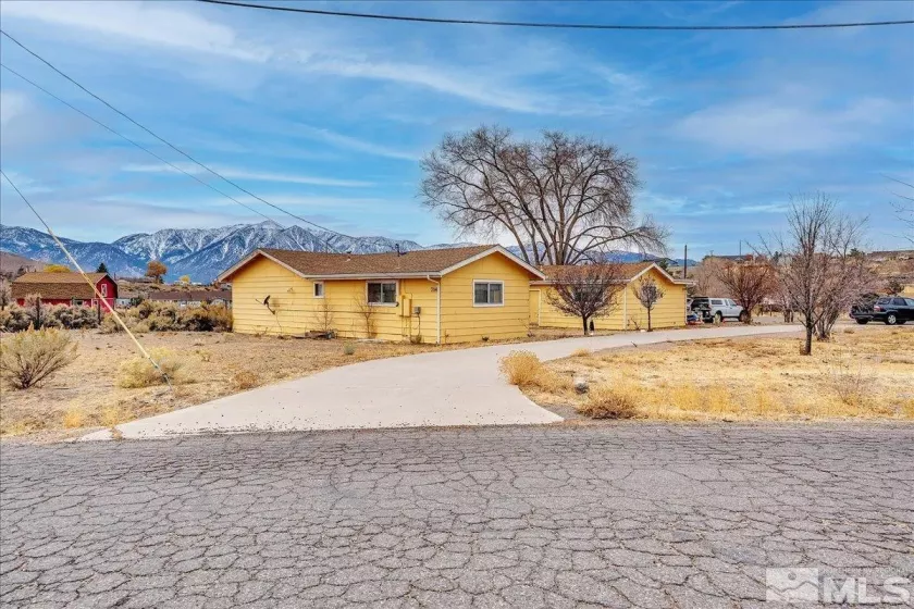 714 Pinto Circle, Gardnerville, Nevada 89410, 2 Bedrooms Bedrooms, ,2 BathroomsBathrooms,Residential,For Sale,Pinto Circle,240014636