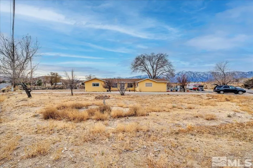 714 Pinto Circle, Gardnerville, Nevada 89410, 2 Bedrooms Bedrooms, ,2 BathroomsBathrooms,Residential,For Sale,Pinto Circle,240014636