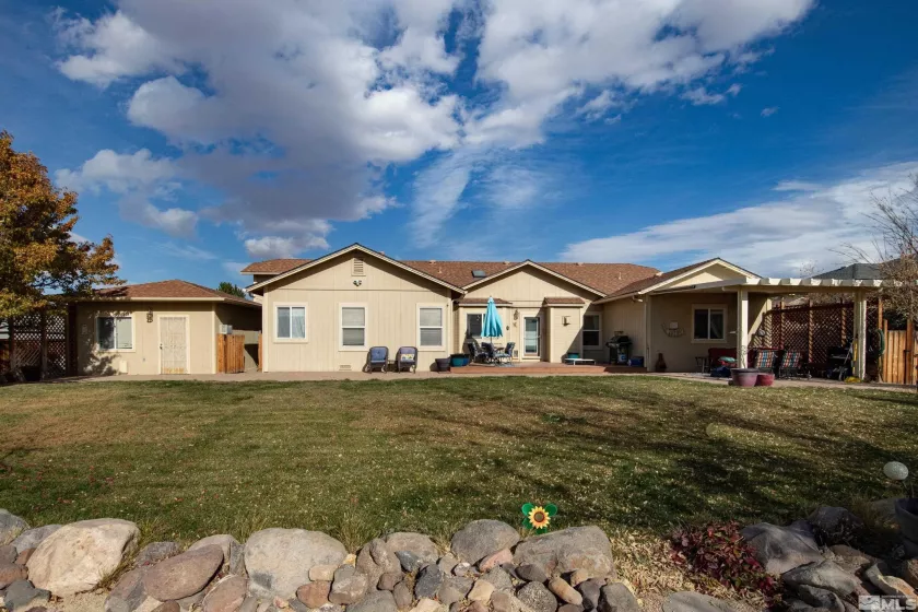 500 Hay Bale Dr, Sparks, Nevada 89441, 4 Bedrooms Bedrooms, ,3 BathroomsBathrooms,Residential,For Sale,Hay Bale Dr,240014648