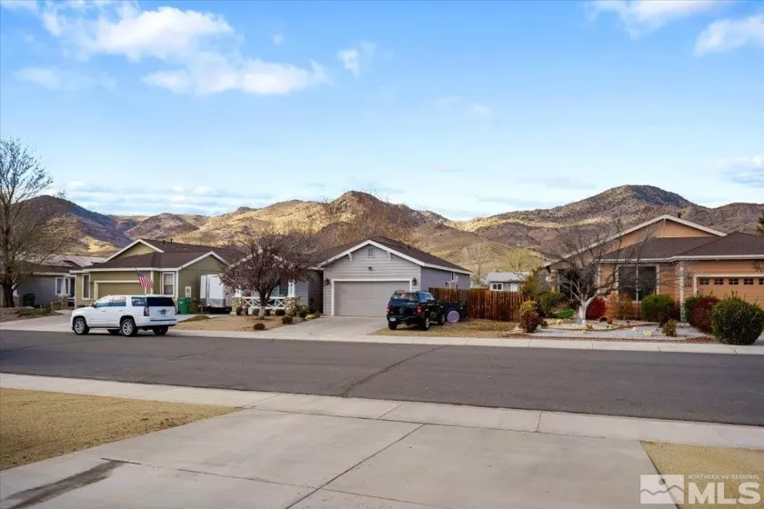 644 Rock Island Dr, Dayton, Nevada 89403, 3 Bedrooms Bedrooms, ,2 BathroomsBathrooms,Residential,For Sale,Rock Island Dr,240014653